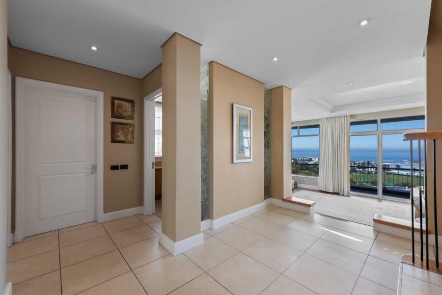 4 Bedroom Property for Sale in Camps Bay Western Cape